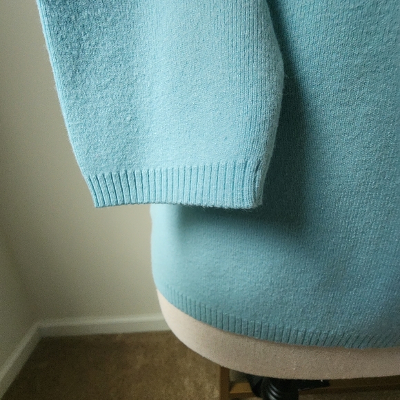 Ann Taylor Loft pullover sweater - Picture 5 of 6